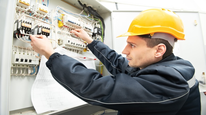 The Benefits of Hiring Professional Electricians in Canby