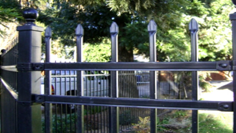 Tips for Hiring Fence Contractors in Skokie