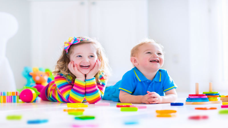 Four Advantages of Choosing a Pre-School Montessori in MN for Your Kids