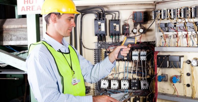 When Should I Call an Electrician Near Me?