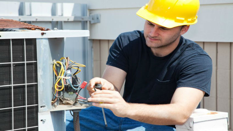 Signs That You Should Call for Professional AC Service in Raleigh, NC