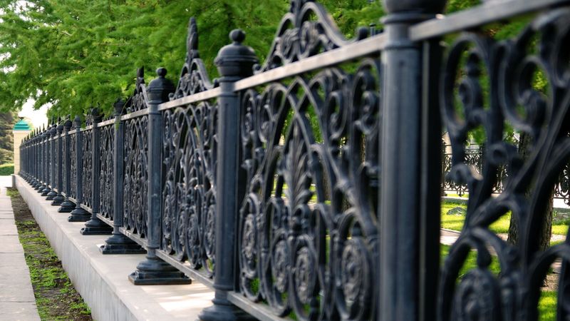 See the Difference a Fencing Contractor in Norfolk, MA Can Make for Your Installation