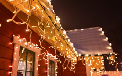 Brighten Up Your Exterior: The Ultimate Guide To Roof Line Lighting in Jacksonville, FL, For Every Season